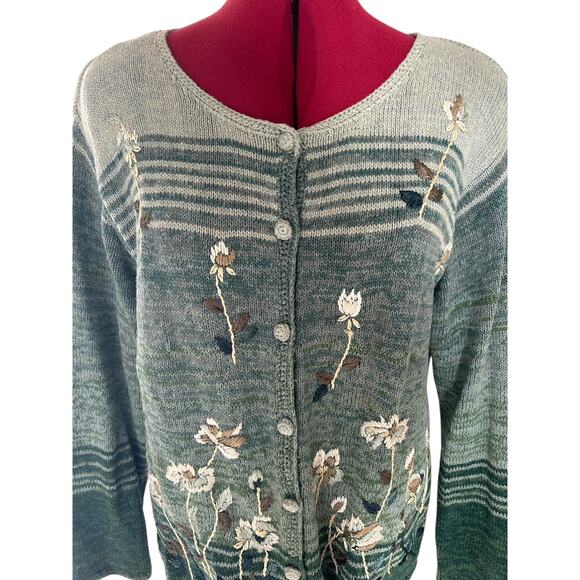 Tiara International Sz Medium Green Knitted Embroidered Floral Cardigan Sweater - Picture 2 of 6